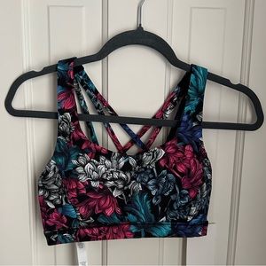 Lululemon, Women’s sport bra